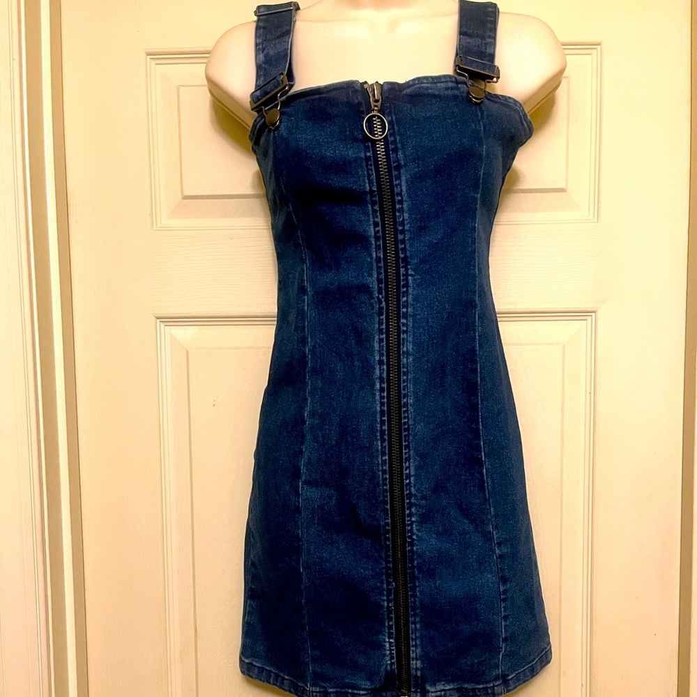 “Forever 21 - Dress”